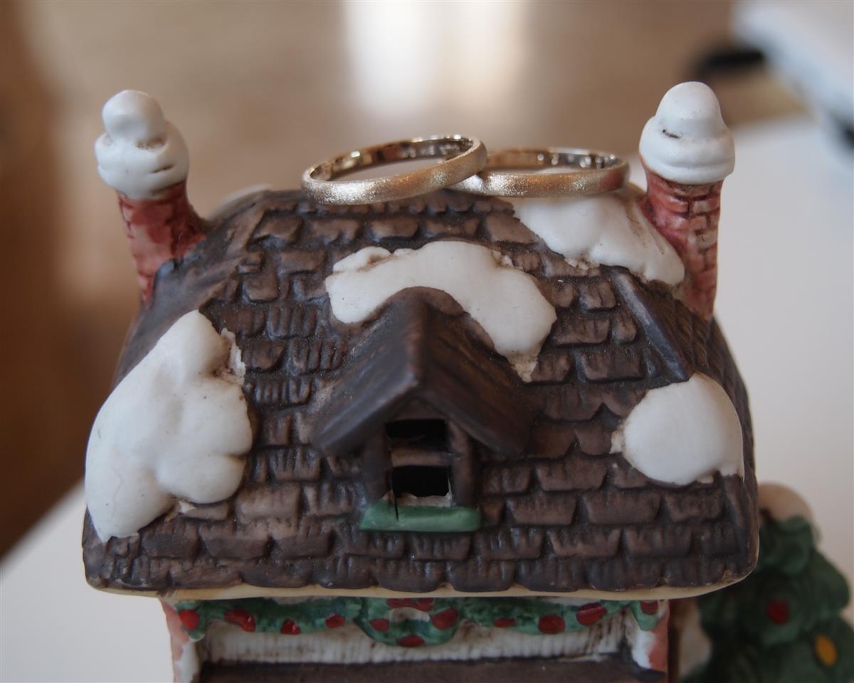 アンティークなシンプル結婚指輪(マリッジリング)。。。