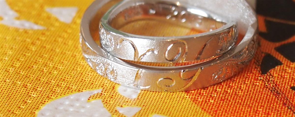 こんな時だからこそ、心のつながりの世界に一つ二人だけの結婚指輪を。。。