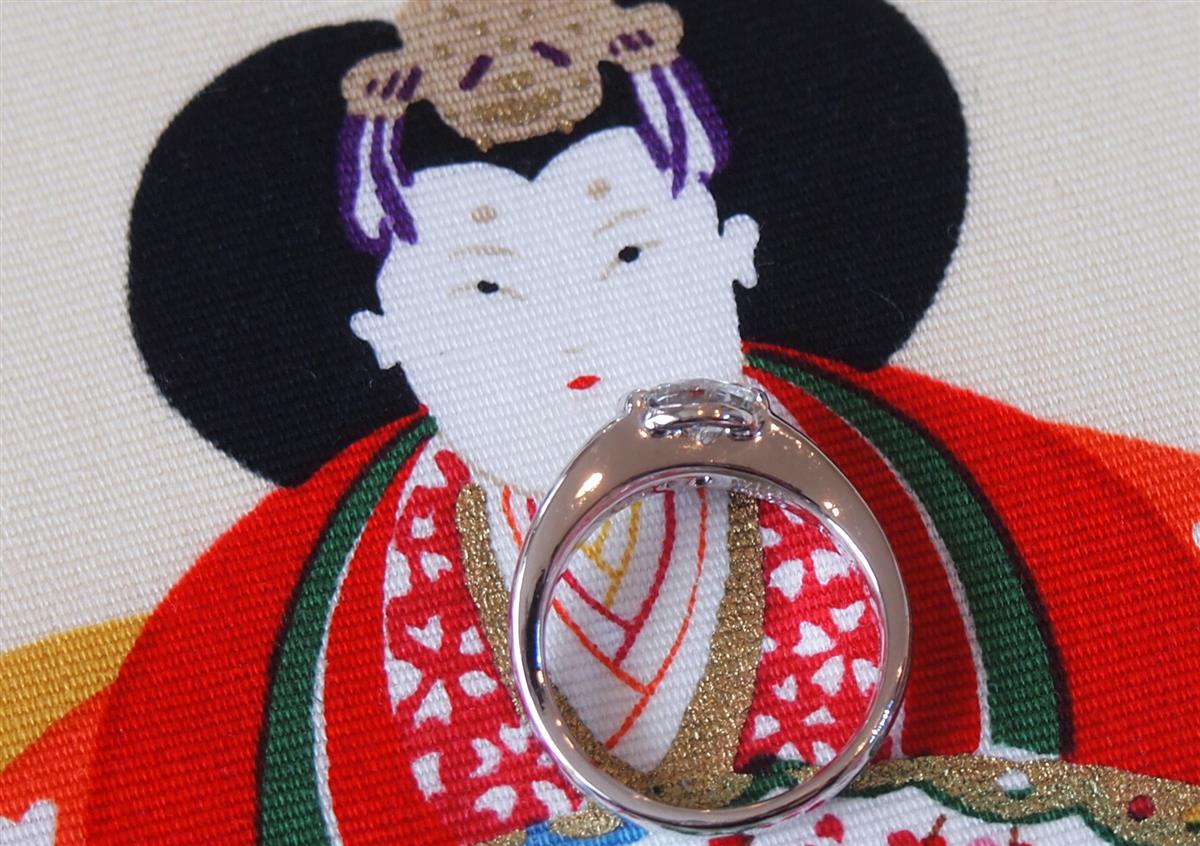 ご主人さんから頂いた立爪のダイヤモンドリングをジュエリーリフォームで。。