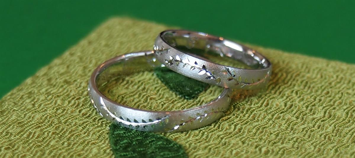手作り鍛造の結婚指輪の制作工程をスライドショーに。。。